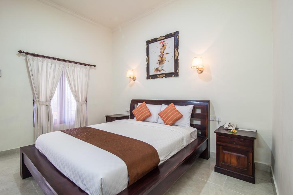 Puri Yuma Hotel Denpasa Buitenkant foto