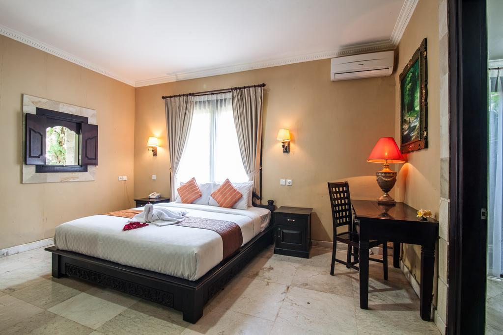 Puri Yuma Hotel Denpasa Buitenkant foto