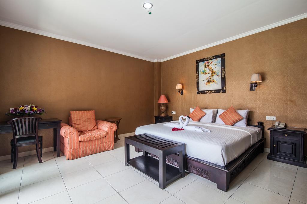 Puri Yuma Hotel Denpasa Buitenkant foto